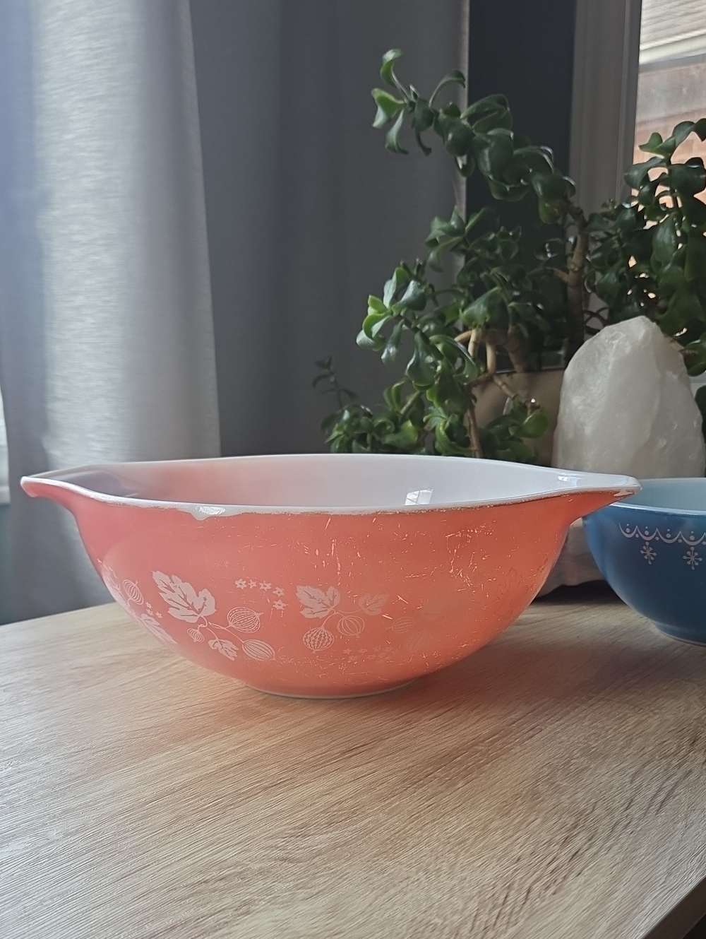 Pyrex CINDERELLA Bowls with White Interior and Floral Exterior